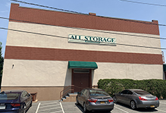 Hildreth Real Estate Advisors acquires 11,000 s/f self-storage property and business on Long Island