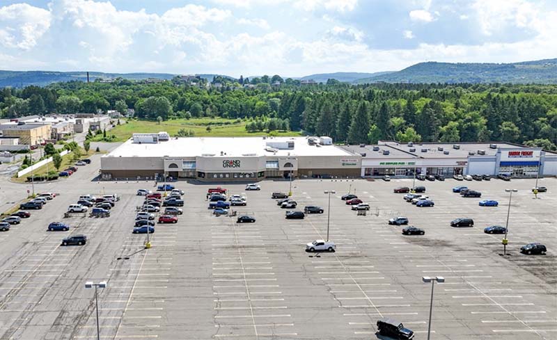 Cleeman Realty Group brokers $15.95m sale of Grand Union Plaza