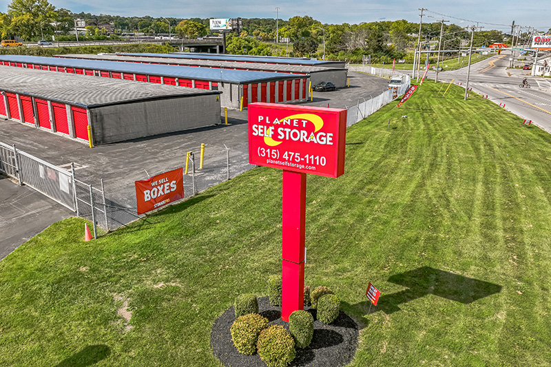 Malagisi and Hardisty of  National Storage Partners sell  484-unit Planet Self Storage