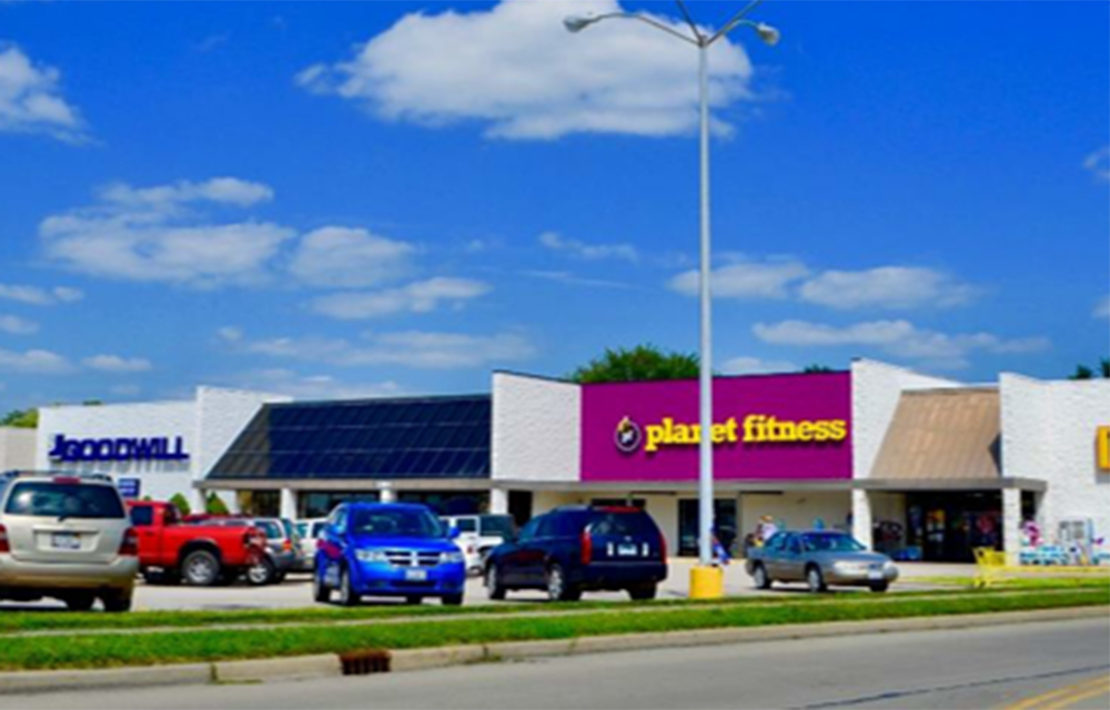Fitzgerald of Largo Capital arranges $1.75 million first mortgage refinance of 43,000 s/f retail center in Effingham, IL