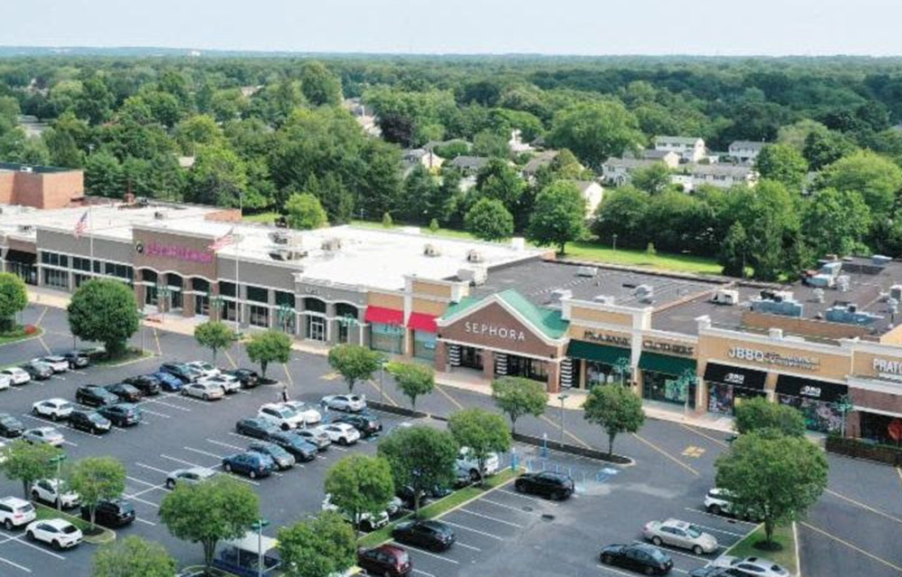 Cronheim Mortgage arranges $70 million UPREIT acquisition/financing for Mayfair Shopping Center