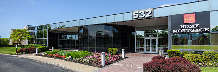 T. Weiss Realty leases 13,434 s/f class A office space in Broadhollow Corporate Center to ChyronHego 