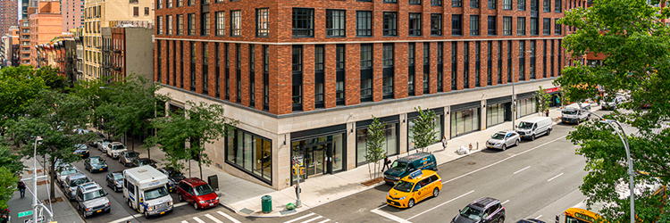 Avison Young arranges $28.712 million sale of Upper East Side retail condominium; owner is partnership led by Extell Development