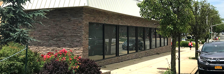 Gottlieb and Schuckman of Schuckman Realty broker $2.03 million; Ventre and Reinhardt of Windsor Commercial rep. seller of 14,000 s/f bldg.