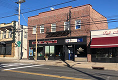 Watkins and Algarin of Oak & Avery Group broker $1.85 million sale of 10-unit mixed-use building