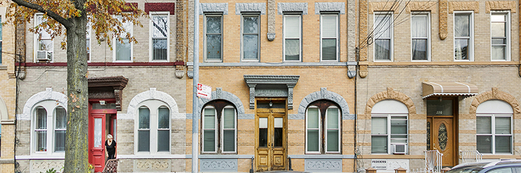 Bestreich, Sproviero, Flaherty, Lecky, and Haynes of Bestreich Realty Group handle $2.375 million sale of Brooklyn multifamily