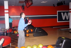 Shown is CIBS executive board member Sean Cronin and New Gen co-leader Sean Cronin, aiming for a strike at Bowlmor Long Island.