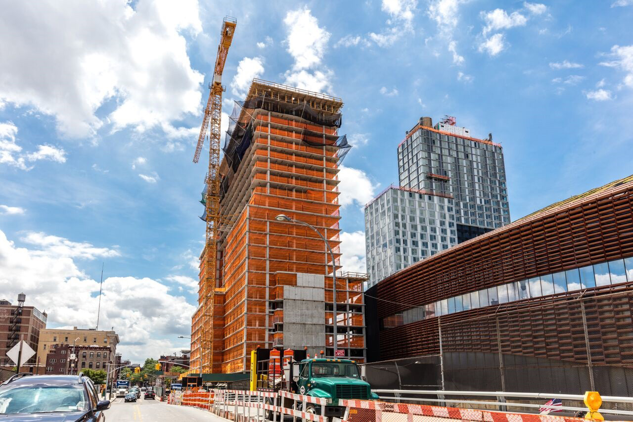 Greenland Forest City Partners tops out 38 Sixth Avenue