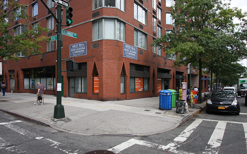 Cohen, Kamali and Sandel of Eastern Consolidated arrange 750 s/f retail lease