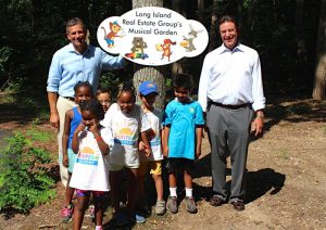 Shown is Schapero (left) and Herzbach (right) with Sunrise campers.