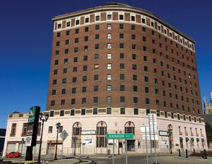 Hotel Niagara, 201 Rainbow Blvd. - Niagara Falls, NY