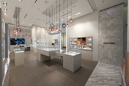 Shawmut Design and Construction handles 13 stores in Westfield World Trade Center Mall